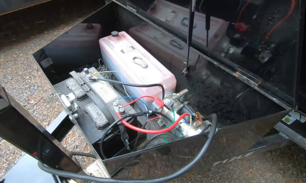 How to Charge Winch Battery on Trailer