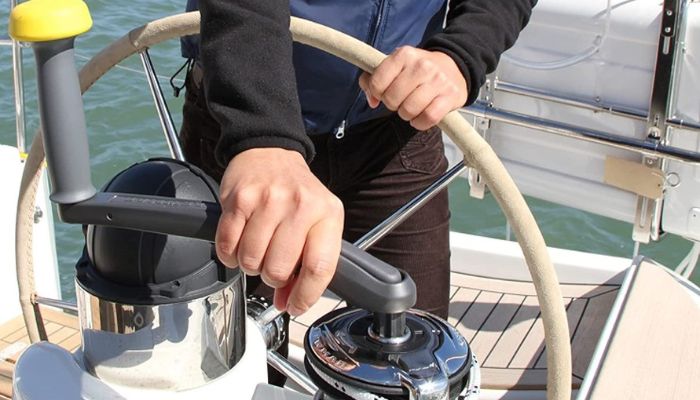 What Is a Winch Handle An Essential Tool’s Guide